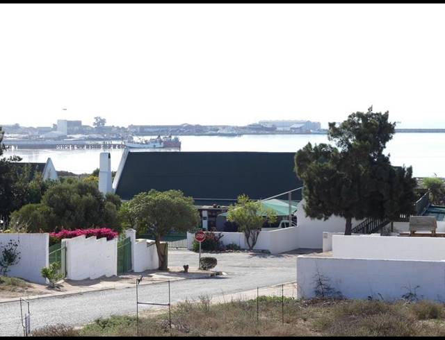 LAND FOR SALE IN BRITANNICA HEIGHTS